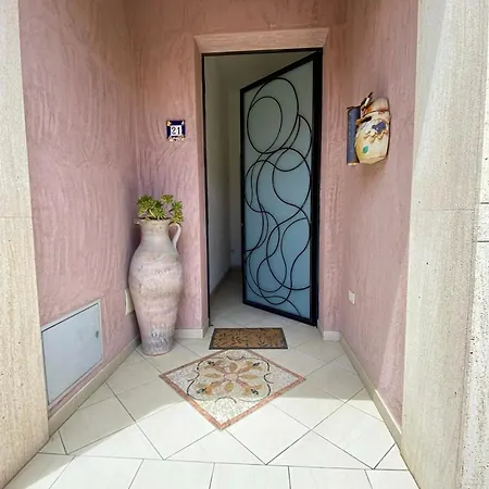 Apartman Civico 21 *